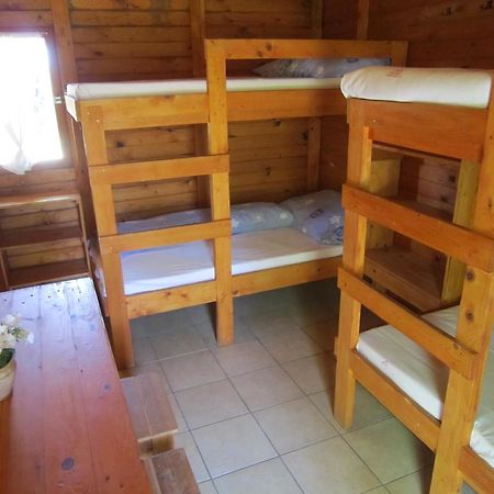 Nyirfaliget Lovaskemping Es Turistahaz Hotell Nyíregyháza Exteriör bild